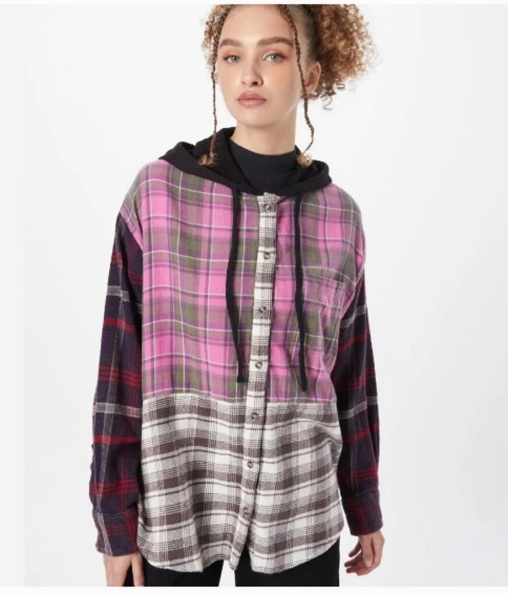 BDG Patchwork Plaid Button-Down Shirt in Pink, Black, Gray